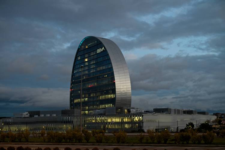 (38) Valoración de Bonos y&nbsp;Obligaciones